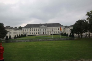 Das Bellvedere, wo die früheren Kanzler wohnten. Angela Merkel wohnt mit Ihrem Mann in einer Eigentumswohnung